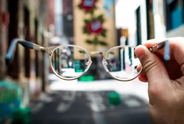 Πως με αυτούς τους 2 τρόπους μπορείς να πάρεις στο χέρι έως 200 ευρώ για γυαλιά οράσεως