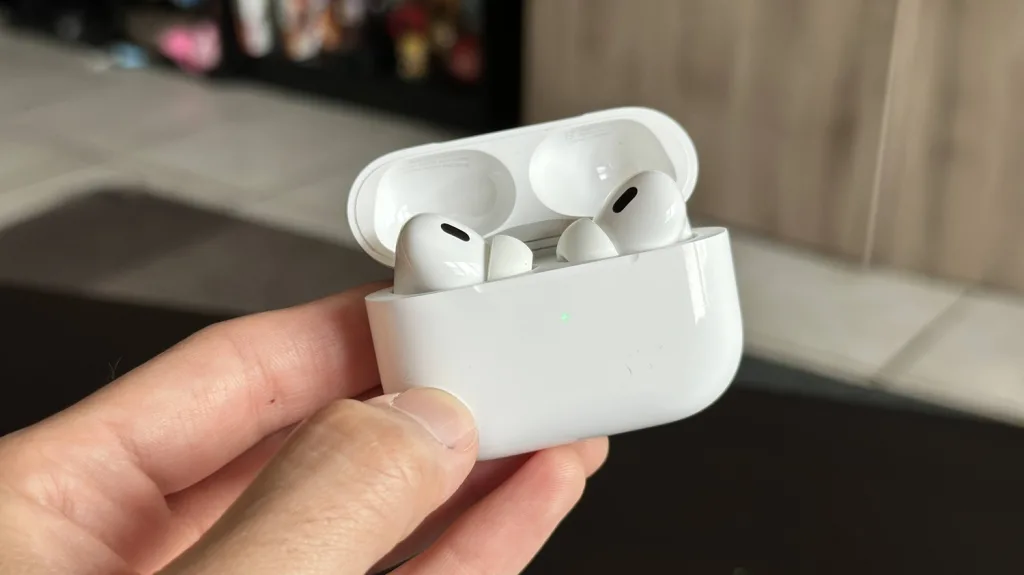 Πώς να καθαρίσετε τα AirPods σας γρήγορα και εύκολα