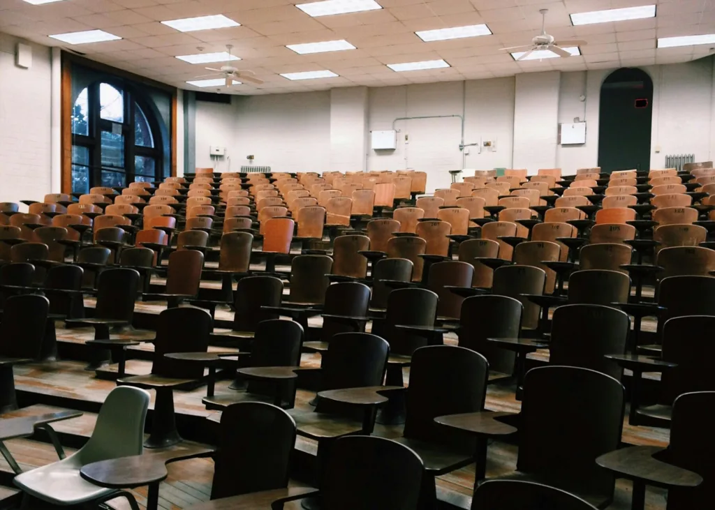 ΙΚΥ: 500 ευρώ σε φοιτητές – Υποβολή αιτήσεων