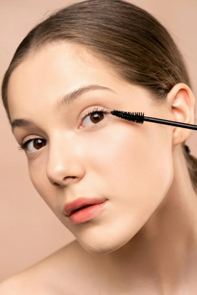 Lash lift: Η νέα απόλυτη τάση για τις βλεφαρίδες