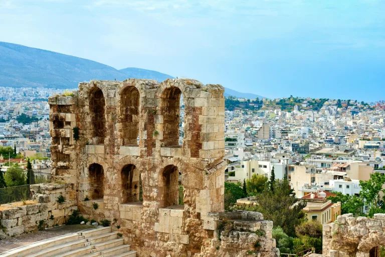 Τα νέα SOS για τις οικοδομικές άδειες