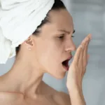 Κακοσμία στόματος: Πώς να απαλλαγείτε επιτόπου με αυτούς τους 9 τρόπους