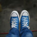 Πώς να καθαρίσεις τα κορδόνια σου