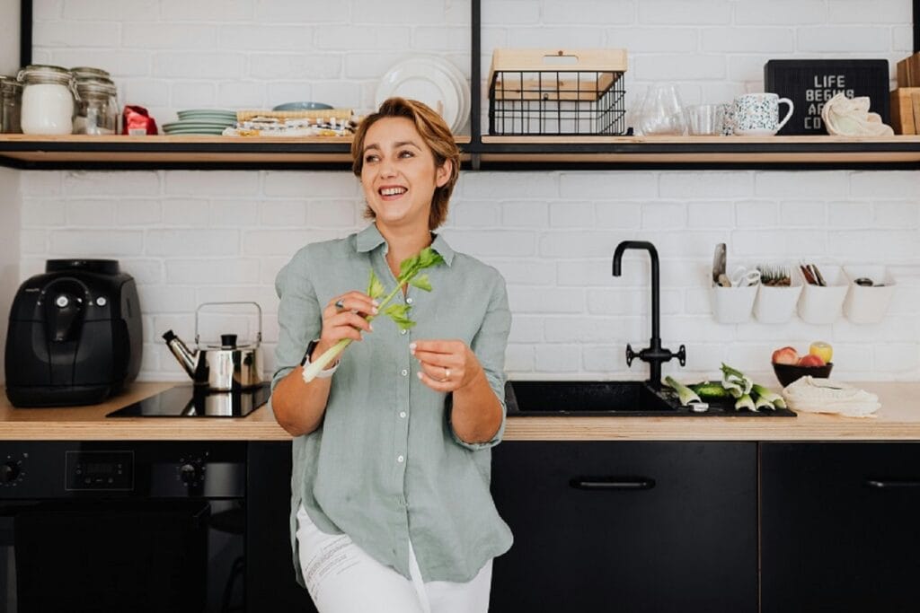 Πώς θα καθαρίσεις το Air Fryer μόνο με φακελάκια τσαγιού!