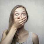 Πώς να σταματήσετε το επίμονο ρέψιμο