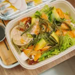 Πώς να καθαρίσεις τα τάπερ σε χρόνο ρεκόρ