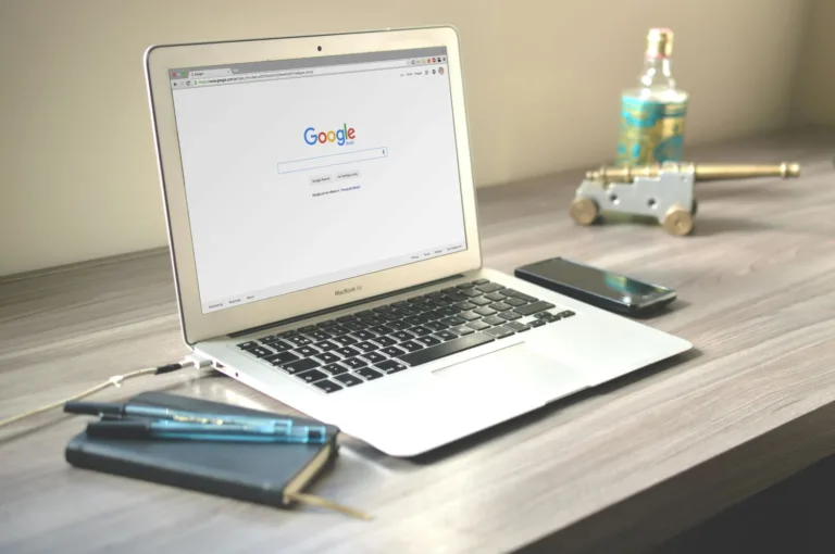 Πώς η google μας… πασάρει ότι θέλουμε να ακούσουμε