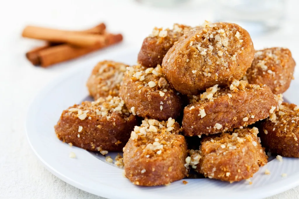 Μελομακάρονα: Το γιαγιαδίστικο μυστικό για άπαιχτο σιρόπι