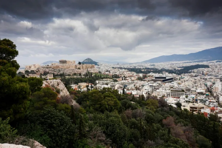 Και νέος κόφτης πετάει εκτός Airbnb χιλιάδες ακίνητα