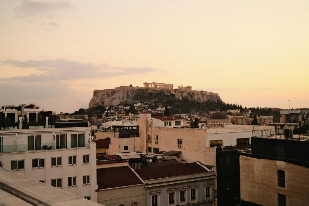 Πώς θα πάρετε επιδότηση για αντλία θερμότητας και ηλιακό θερμοσίφωνα