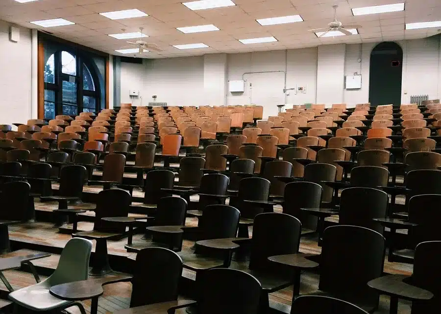 πανεπιστήμιο