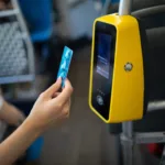 Tap2ride: Τι αλλάζει από σήμερα σε μετρό, τραμ, λεωφορεία, τρόλεϊ