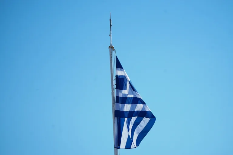 Εθνικό πένθος: Τι σημαίνει για σχολεία και Δημόσιο