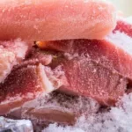 Το μεγαλύτερο λάθος που κάνεις όταν βάζεις κρέας στην κατάψυξη (βίντεο)