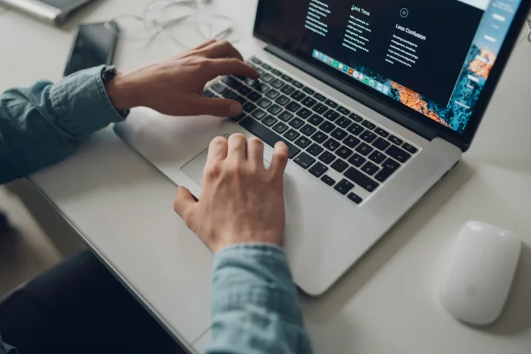 Voucher για laptop και tablet: Πότε τα αποτελέσματα