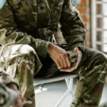 Ένστολοι: Οι αυξήσεις που έρχονται στους μισθούς από Οκτώβριο