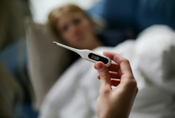 Πώς να μαζέψεις με ασφάλεια τον υδράργυρο από θερμόμετρο που έσπασε