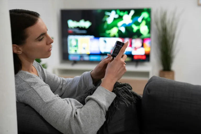 Netflix: Πώς να… ξεκλειδώσεις τα μυστικά μενού του