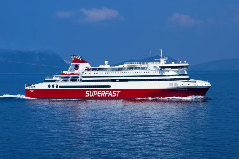 Superfast Ferries: Early booking με έκπτωση 20% στις τιμές