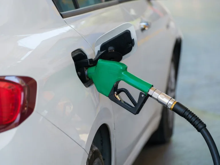 Τι αλλάζει για όσους έχουν diesel αυτοκίνητo