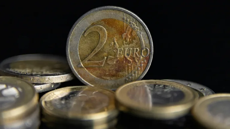 Επιδόματα: Πώς θα πληρώνονται από 15 Μαρτίου