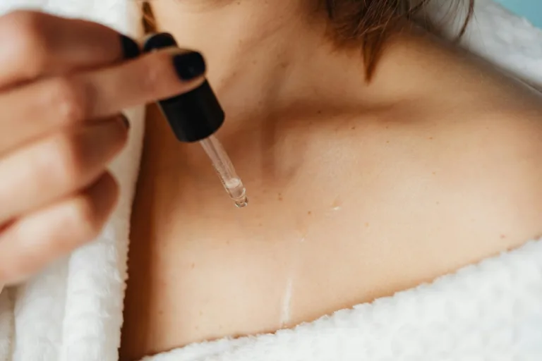Skincare: Τα 7 λάθη που κάνεις και δεν λειτουργεί το serum