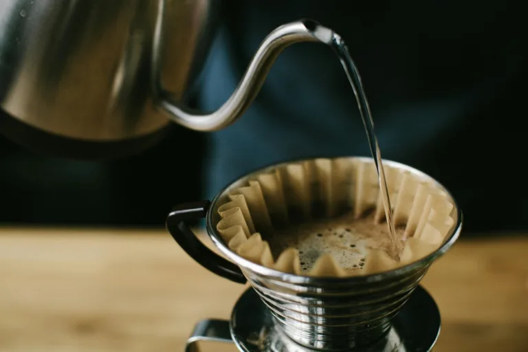 Πώς θα γίνεις barista για να φτιάχνεις τον τέλειο καφέ στο σπίτι!
