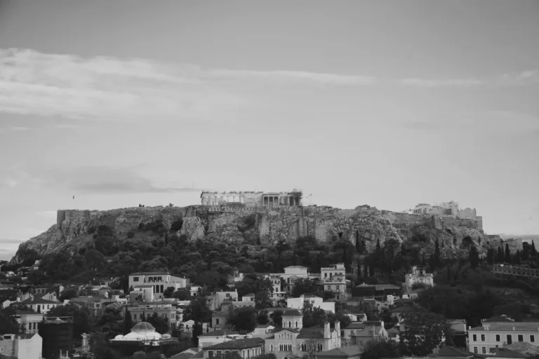 Πόσο αντέχουν οι πολυκατοικίες που χτίστηκαν τη δεκαετία του 1970