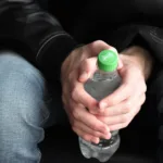 5 συμβουλές για το πώς να τρώτε λιγότερα μικροπλαστικά