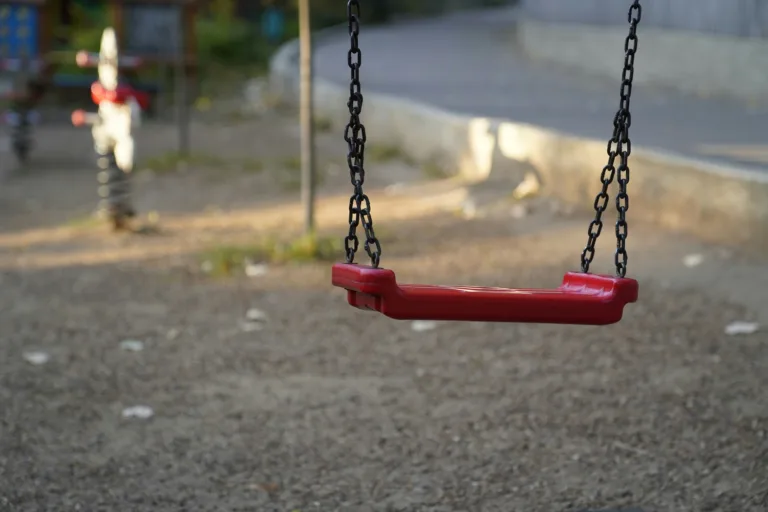 Επίδομα παιδιού Α21: Πότε η καταβολή με προπληρωμένη κάρτα