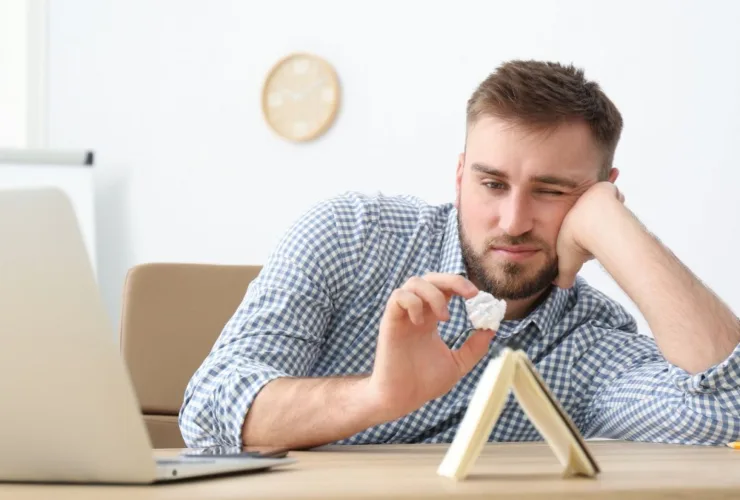 Πώς να σταματήσεις την αναβλητικότητα σε 5 λεπτά (με ένα κόλπο που δουλεύει πάντα)