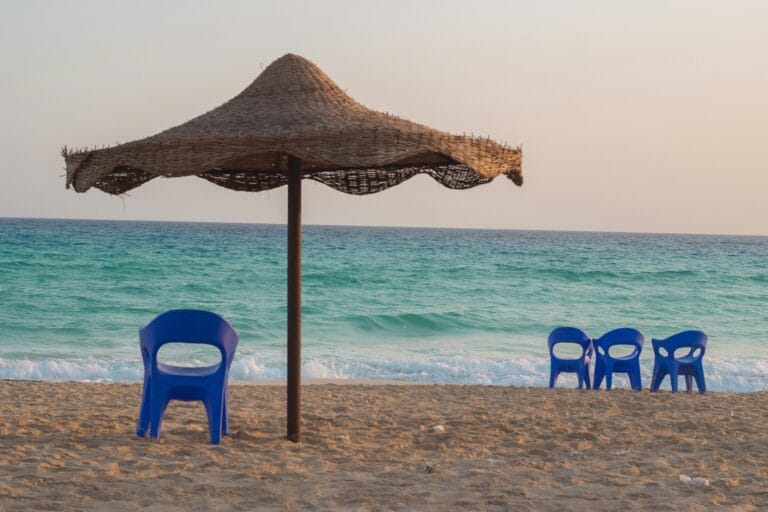 Επίδομα αδείας 2025: Πώς υπολογίζεται – Πότε πληρώνεται