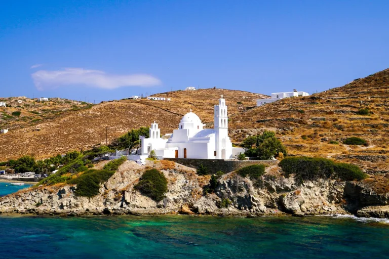 Πώς οι ξερολιθιές γλιτώνουν τα νησιά από πλημμύρες και καταστροφές