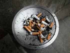 Μόνο με ταυτότητα θα αγοράζεις τσιγάρα και ποτά