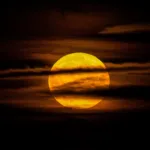 Μαύρο Φεγγάρι: Το σπάνιο φαινόμενο που «μαγεύει»