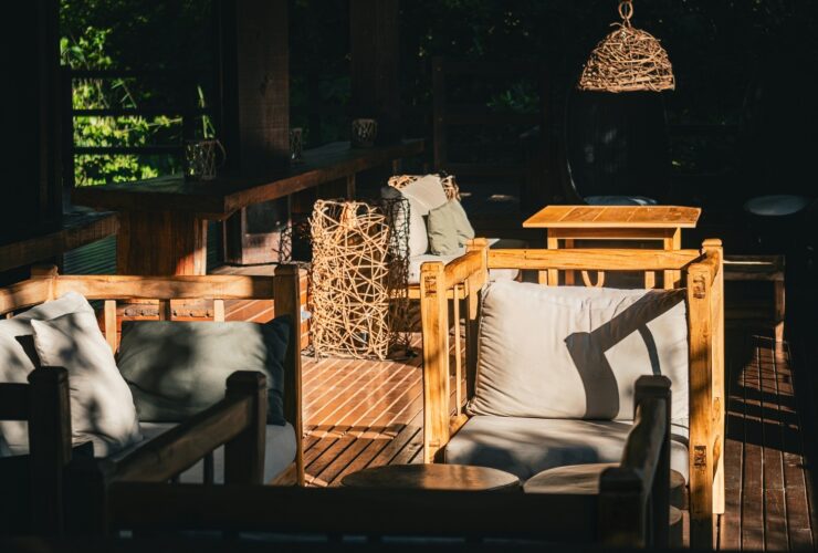 Πώς θα κάνεις το μπαλκόνι σου να αστράφτει και πάλι