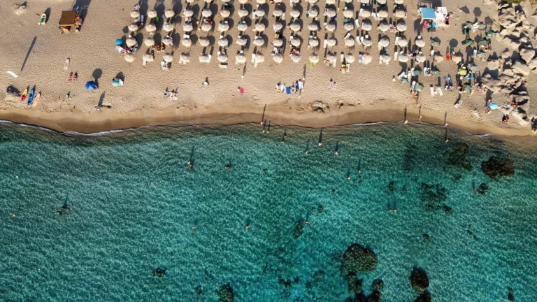 Ενδείξεις ρύπανσης στη θάλασσα: τι να προσέχεις