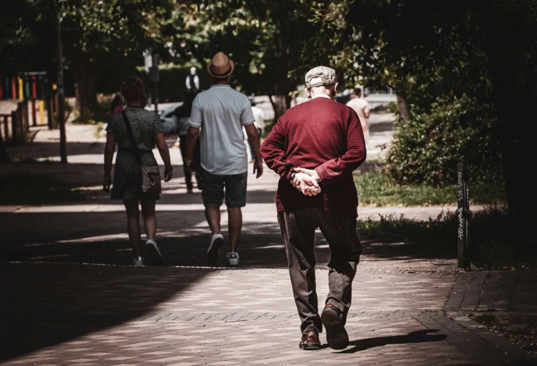 Συντάξεις Ιουνίου: Τι ώρα αύριο η πληρωμή από τον ΕΦΚΑ