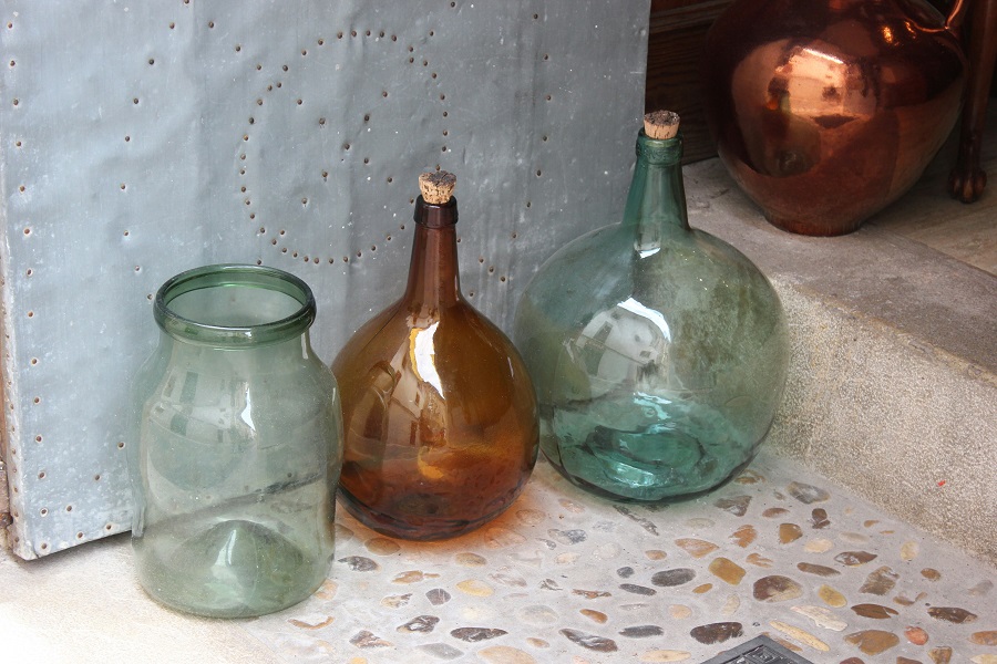 γυάλινα μπουκάλια