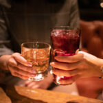 Πώς θα καταλάβεις αν έχεις αλλεργία στο αλκοόλ – Τα ύπουλα σημάδια που αγνοούμε