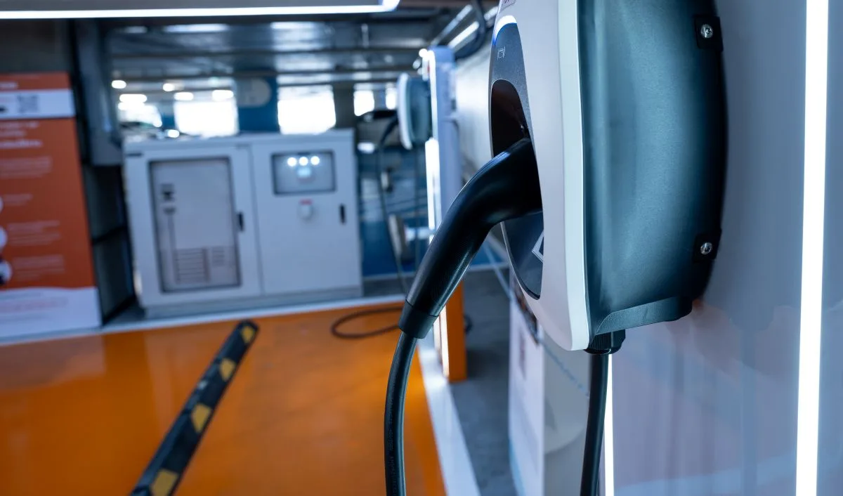 Τα ηλεκτρικά αυτοκίνητα στα πλοία και η θαλάσσια μεταφορά