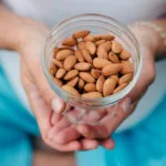 Ο ξηρός καρπός που ρίχνει το σάκχαρο – Τι λένε οι έρευνες