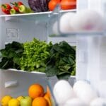 Τι να βάλεις στο ψυγείο για να... επιβιώσεις στον καύσωνα – Top 7 τροφές