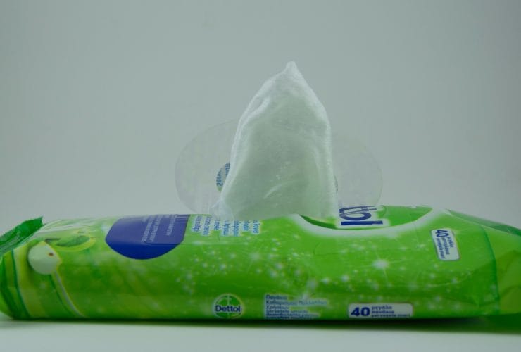 μωρομάντηλα