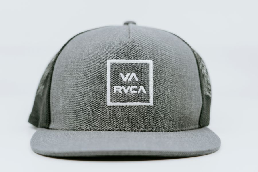 ΤΡΙΧΟΠΤΩΣΗ, ΚΑΠΕΛΟ