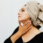 Πώς να στεγνώσεις τα μαλλιά σου εύκολα και γρήγορα χωρίς πιστολάκι