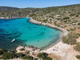 ΚΟΙΝΩΝΙΚΟΣ ΤΟΥΡΙΣΜΟΣ, ΣΥΝΤΑΞΙΟΥΧΟΙ