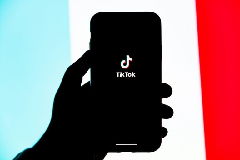 Πώς επηρεάζει το TikTok την ψυχική υγεία των παιδιών