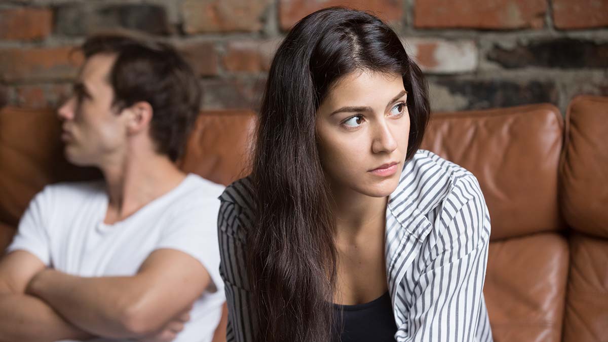 Αυτισμός: Υπάρχει περίπτωση να ανήκει στο φάσμα ο σύντροφός σου; 3 ενδείξεις (και τι να κάνεις)