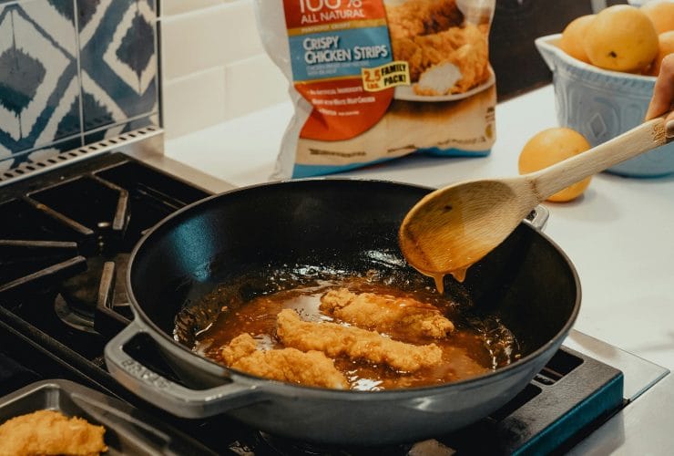 Το μυστικό για να κρατήσεις το αντικολλητικό τηγάνι σαν καινούργιο για χρόνια